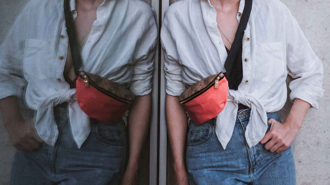 Girl in Reflection with Ulsto Faginea Waist Pouch