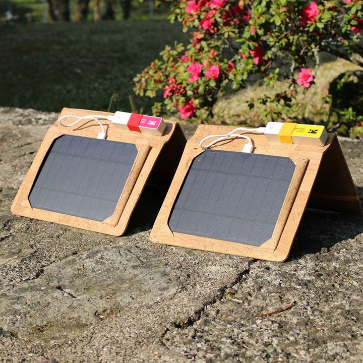 Cork Solar Panel Charger Case with Power Bank | HowCork - The Cork Marketplace