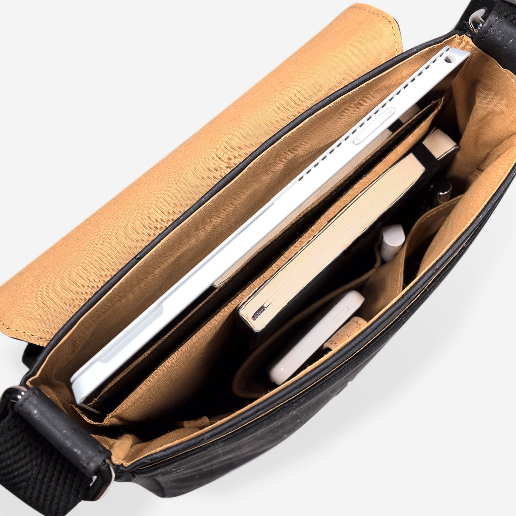 Corkor Cork Medium Messenger Bag