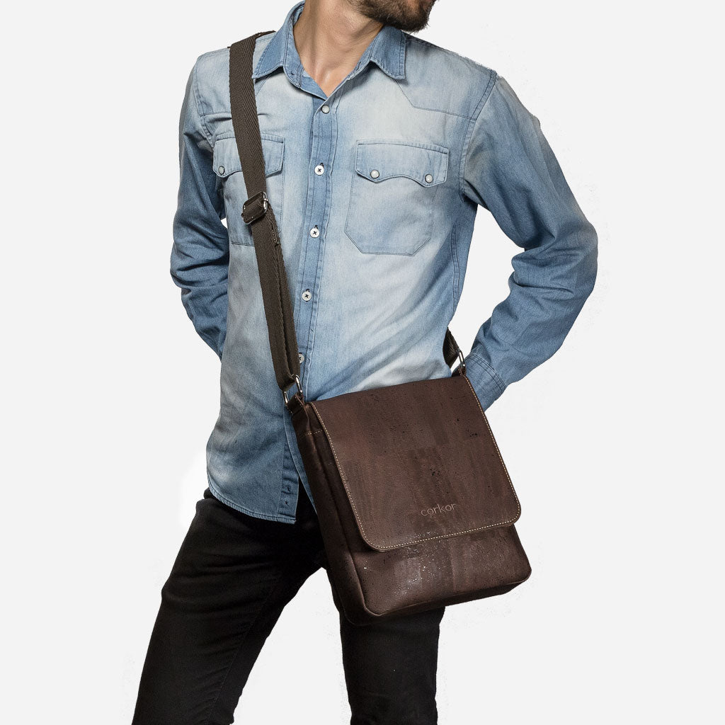 Corkor Cork Medium Messenger Bag