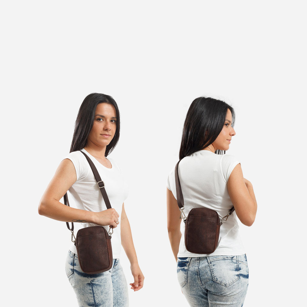 Corkor Vertical Crossbody Pouch